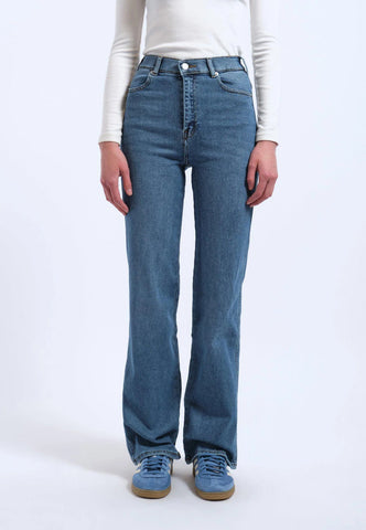 Moxy Straight Jean