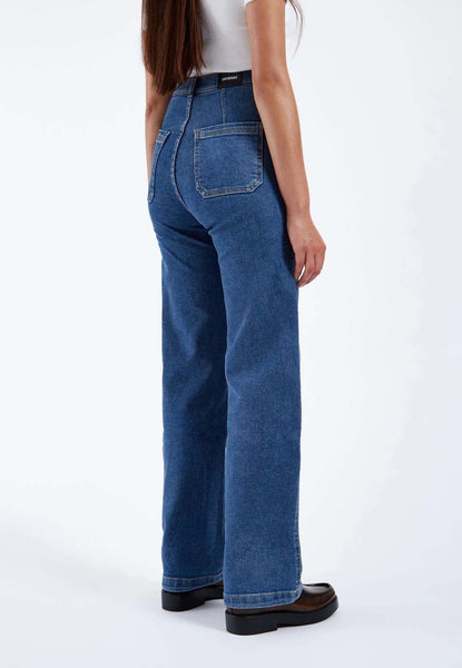 Moxy Straight Patch Pocket
